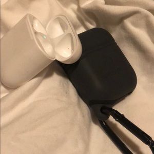 AirPod Charger&Case ONLY AirPods NOT INCLUDED